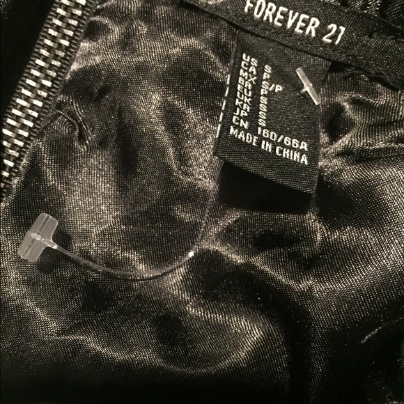 Forever 21 New skirt - Picture 4 of 4